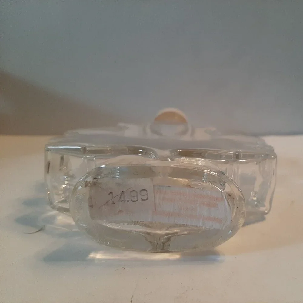Canadian Maple Leaf Shape Clear Glass Syrup Bottle with Lid Embossed Empty - Picture 7 of 7